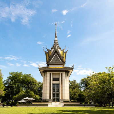 Private Phnom Penh Royal Palace & National Museum Tour Led by Local Women