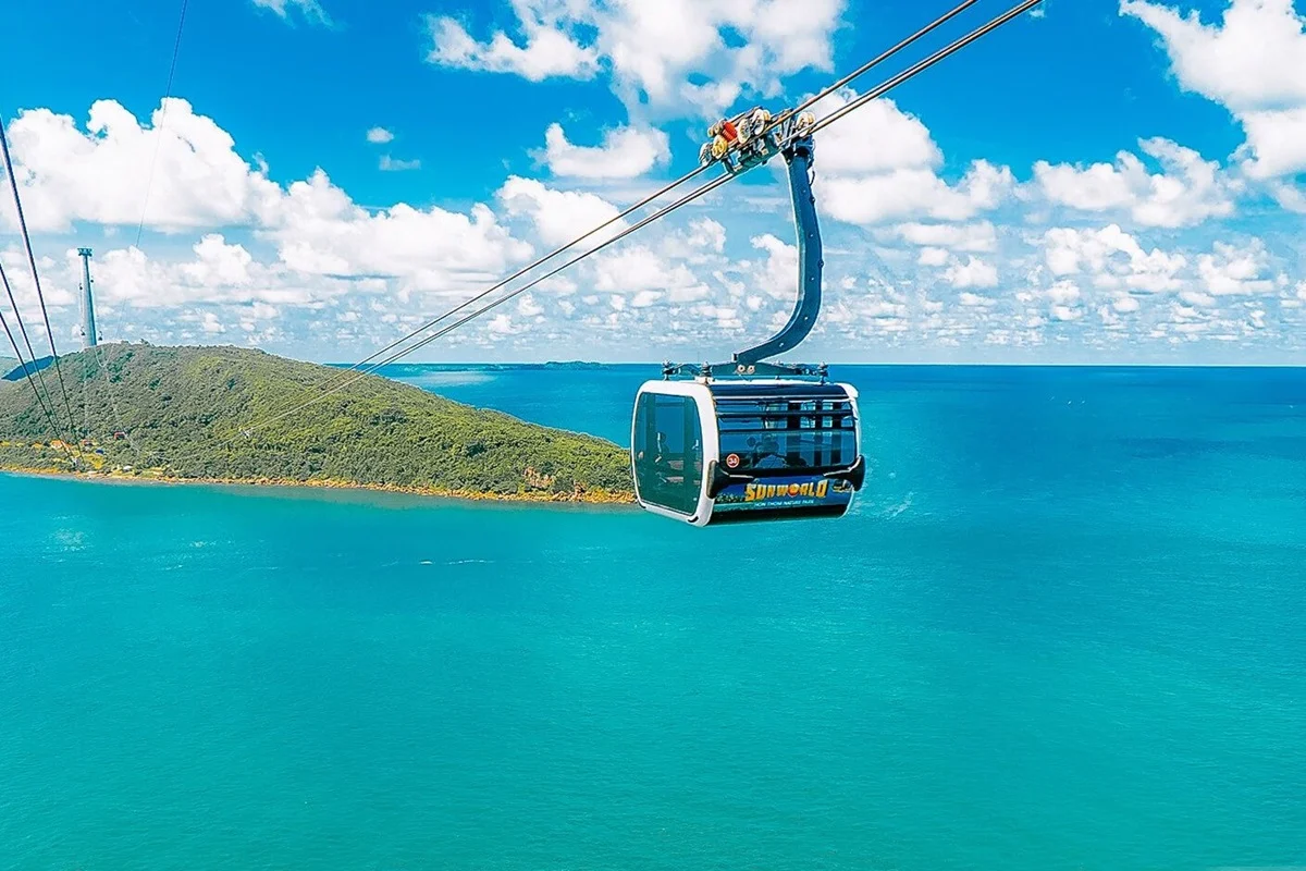 5-Day Ho Chi Minh City & Phu Quoc Luxury Escape Private Tour Led By Women 5-Day Ho Chi Minh City & Phu Quoc Luxury Escape Private Tour Led By Women