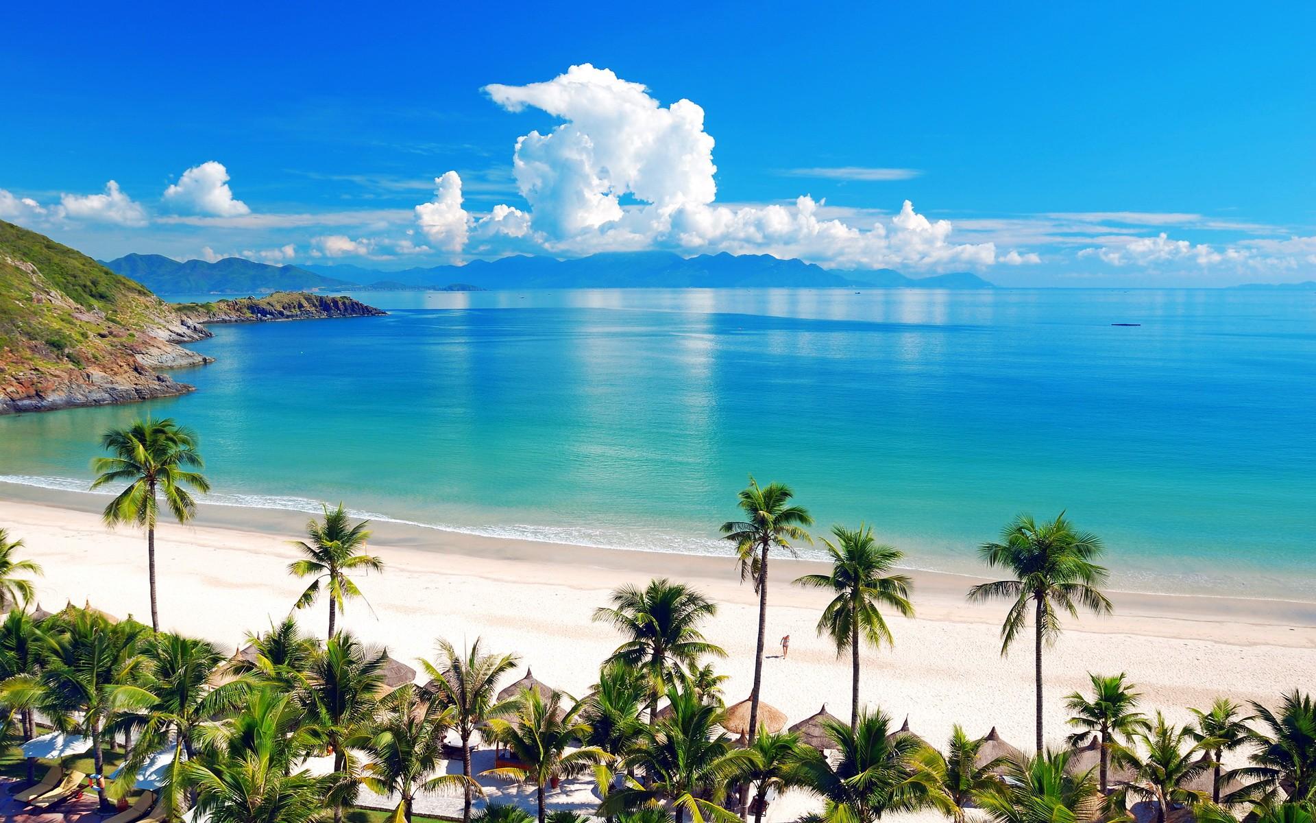 12-Day Vietnam Classic Tour Private Tour Led By Women 12-Day Vietnam Classic Tour Private Tour Led By Women